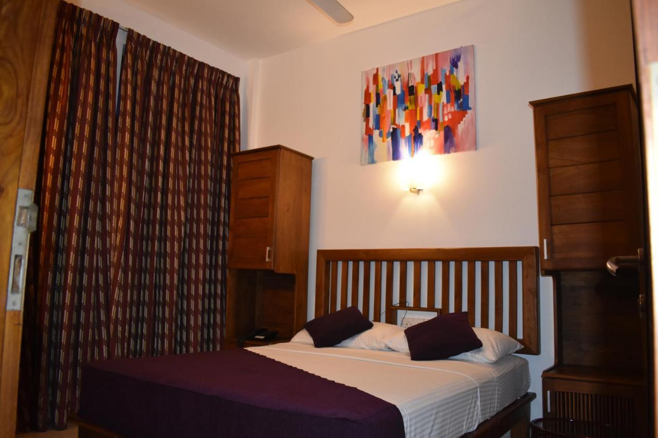 קולומבו Port View City Hotel מראה חיצוני תמונה